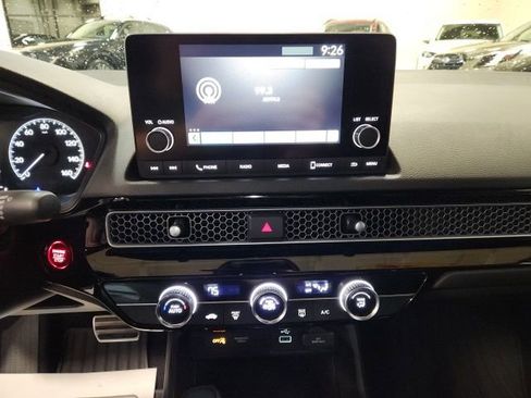 Used 2022 Honda Civic Sport image 14