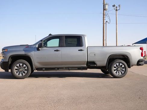 New 2026 Chevrolet Silverado 2500 Custom w/ Custom Value Package image 7
