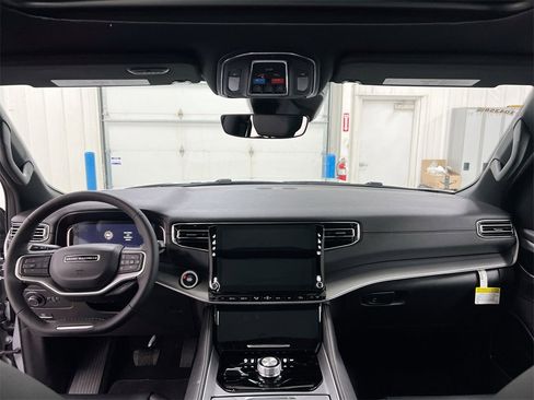 New 2026 Jeep Grand Wagoneer Limited w/ Premium Group II image 10