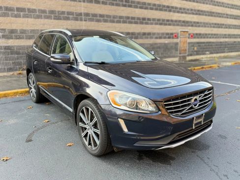 Used 2017 Volvo XC60 T6 Inscription w/ Climate Package AWD/4WD image 22