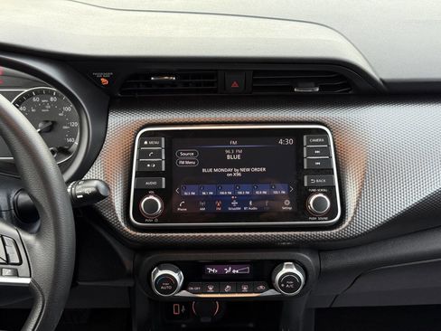 Used 2020 Nissan Kicks SV image 13