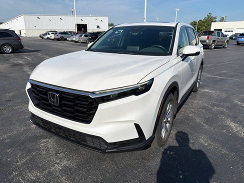 Used 2024 Honda CR-V EX image 2