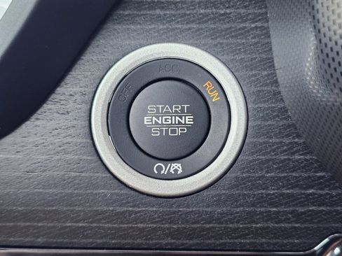 Used 2022 RAM 1500 Limited AWD/4WD image 28