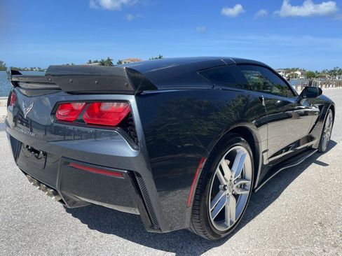 Used 2019 Chevrolet Corvette Stingray Coupe w/ 1LT RWD image 6