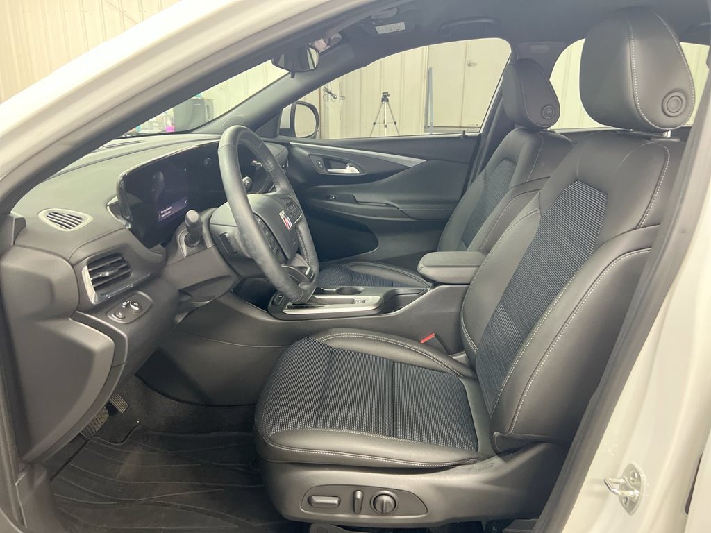 Used 2024 Buick Envista Preferred w/ Convenience I Package FWD image 19