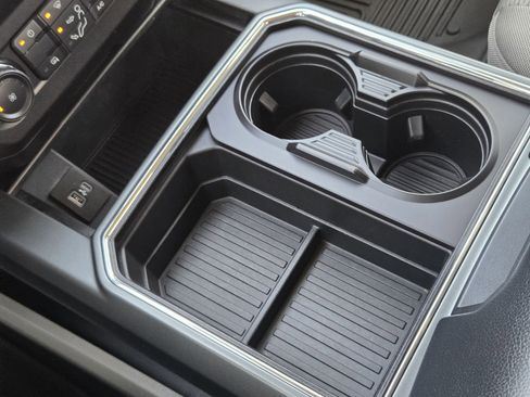 Certified 2022 Ford F250 XLT w/ XLT Value Package image 21