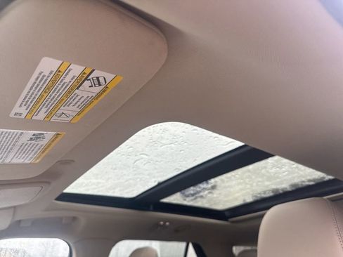 Certified 2023 Ford Explorer XLT w/ Equipment Group 202A image 40