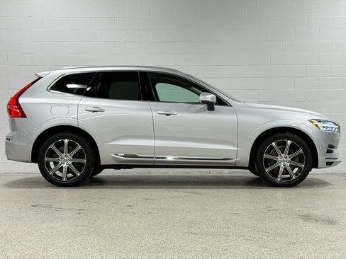 Used 2018 Volvo XC60 T8 Inscription w/ Luxury Seat Package image 5