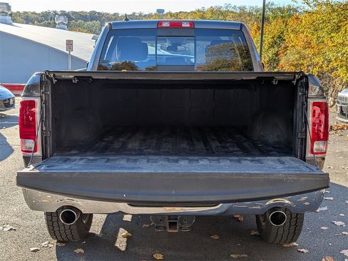 Used 2016 RAM 1500 Laramie w/ Convenience Group image 5