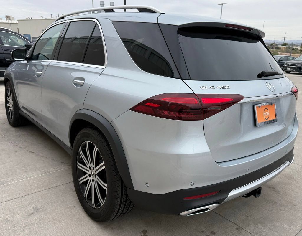Used 2025 Mercedes-Benz GLE 450 4MATIC image 5