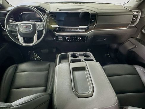 Used 2025 GMC Sierra 1500 SLT RWD image 16