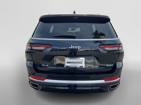 Used 2023 Jeep Grand Cherokee L Summit w/ Advanced Protech Group IV image 4