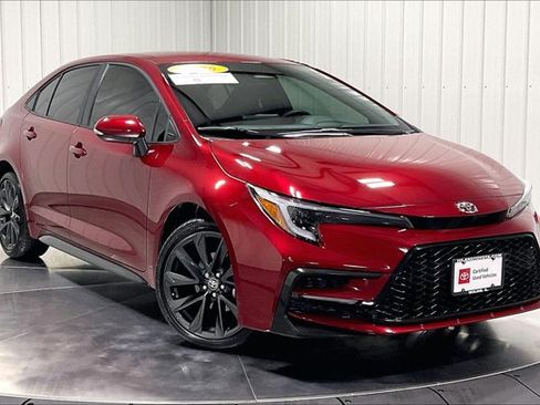 Certified 2026 Toyota Corolla SE FWD image 3