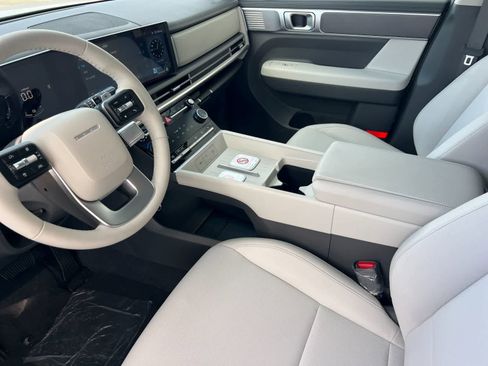 New 2026 Hyundai Santa Fe SE FWD image 11