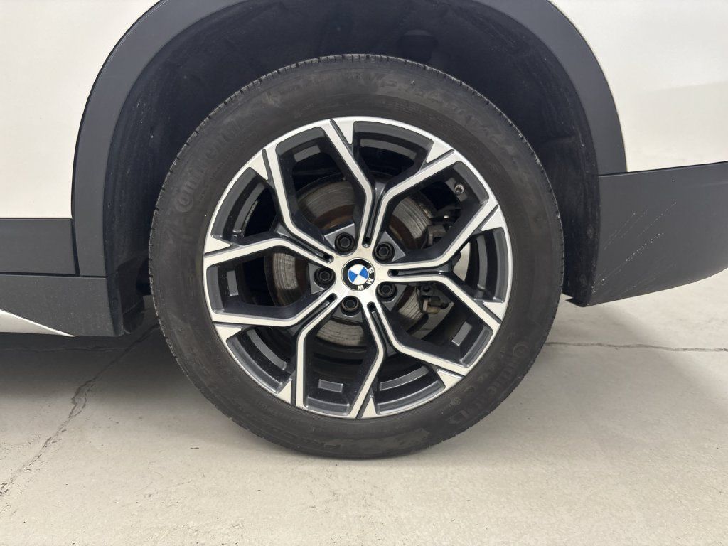 Used 2022 BMW X1 xDrive28i AWD/4WD image 12