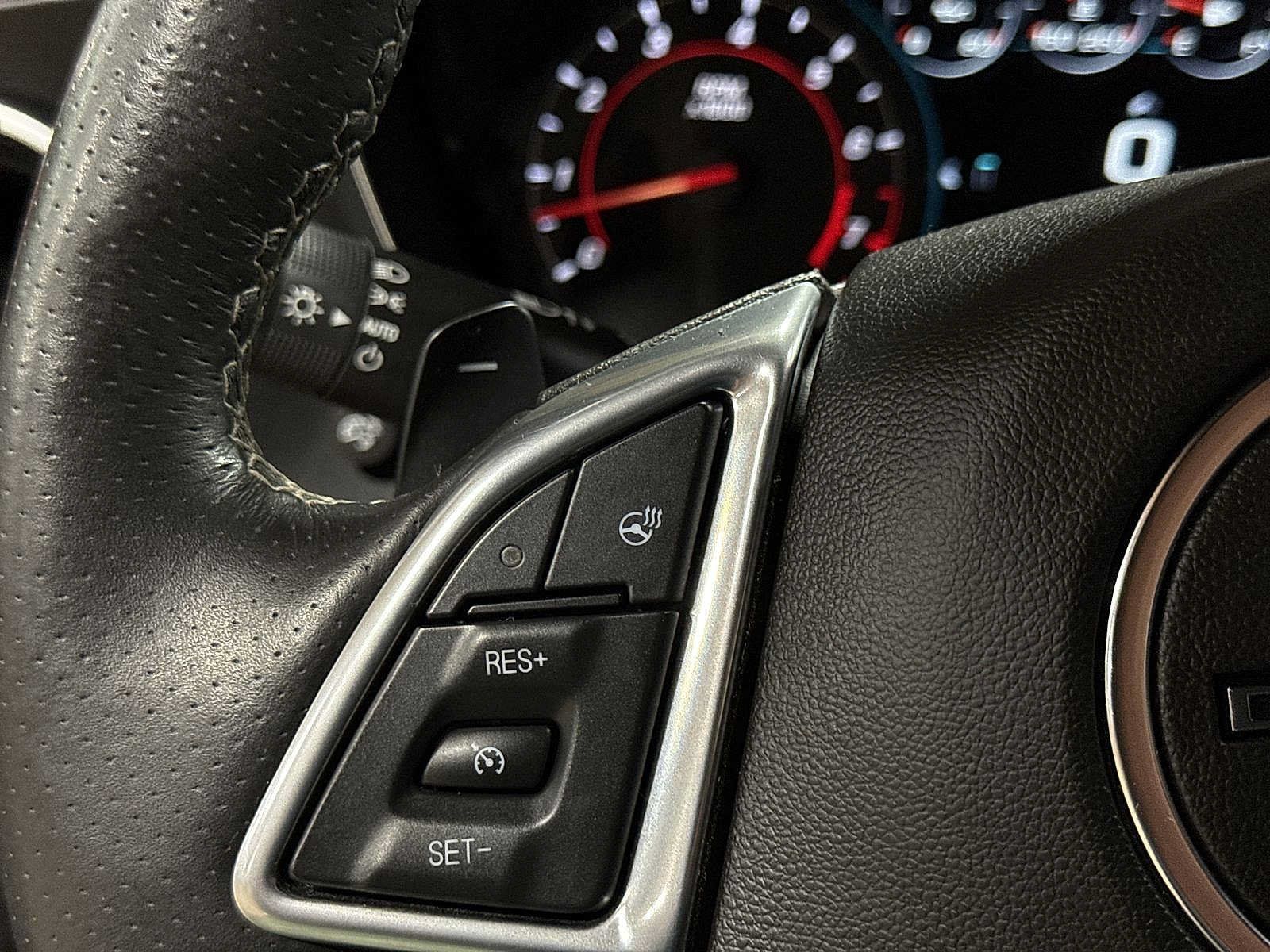 Used 2017 Chevrolet Camaro SS RWD image 31