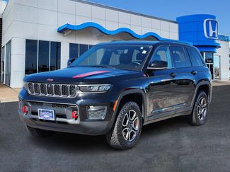 Used 2022 Jeep Grand Cherokee Trailhawk video 2