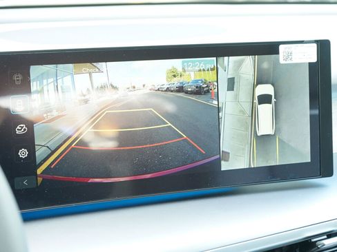 New 2026 Hyundai Ioniq 9 Limited AWD/4WD image 15