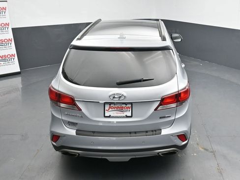Used 2017 Hyundai Santa Fe SE Ultimate image 32