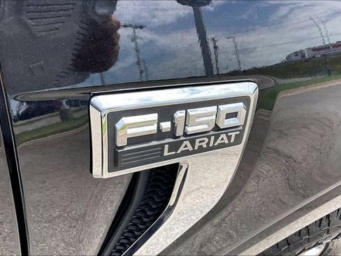 Used 2022 Ford F150 Lariat w/ Equipment Group 502A High AWD/4WD image 28
