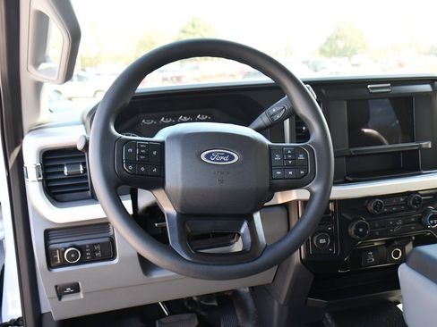 New 2026 Ford F250 XL image 12