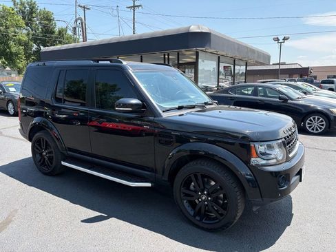 Used 2015 Land Rover LR4 HSE LUX image 1