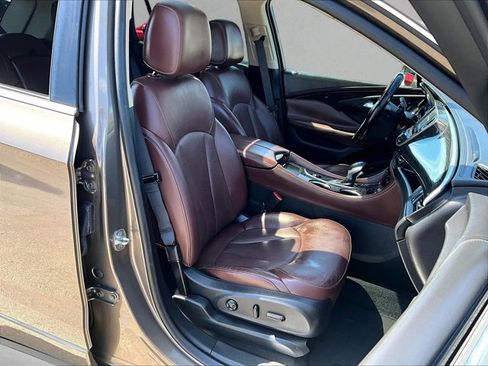 Used 2017 Buick Envision Essence FWD image 9