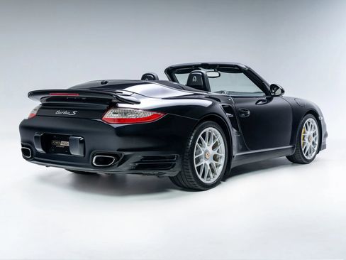 Used 2011 Porsche 911 Turbo AWD/4WD image 30
