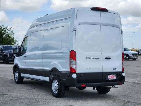 New 2026 Ford Transit 350 148 High Roof AWD image 5