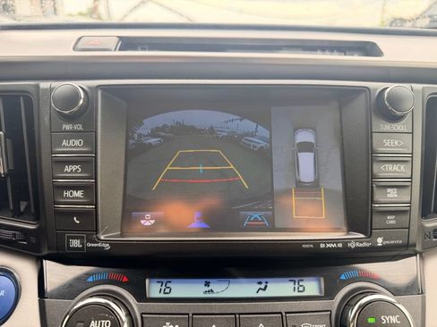 Used 2018 Toyota RAV4 Limited w/ Advanced Technology Package AWD/4WD image 23