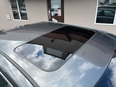 Used 2012 Toyota Camry SE image 12