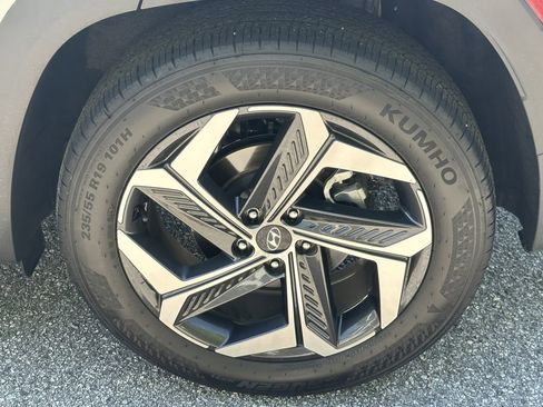 Used 2024 Hyundai Tucson Limited image 23