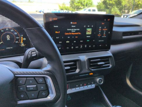 Used 2024 Ford Mustang GT RWD image 27