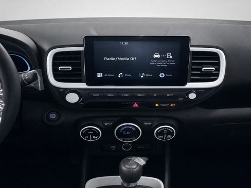 Used 2023 Hyundai Venue Limited FWD image 11