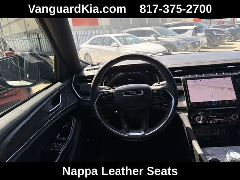 Used 2023 Jeep Grand Cherokee L Overland AWD/4WD image 13