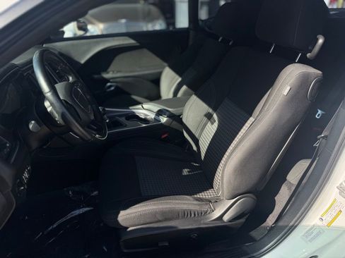 Used 2016 Dodge Challenger R/T w/ Blacktop Package image 30