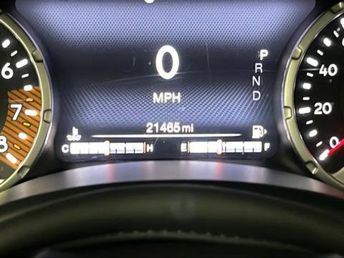 Used 2021 Jeep Renegade Limited w/ Sun & Sound Group AWD/4WD image 10