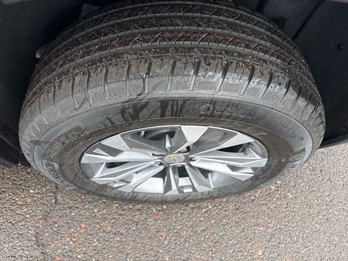 New 2026 Chevrolet Equinox LT image 17