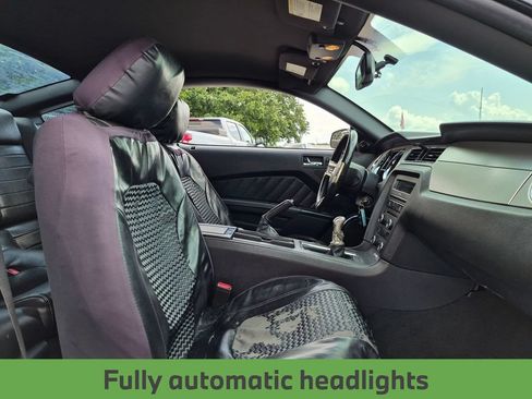 Used 2010 Ford Mustang GT Premium RWD image 25