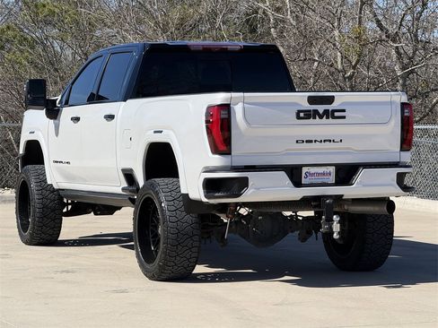 Used 2024 GMC Sierra 2500 Denali Ultimate w/ Max Trailering Package image 4