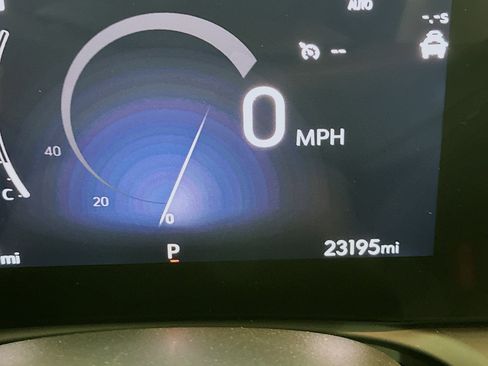 Used 2025 Buick Encore GX Preferred image 19