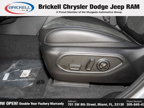 New 2025 Jeep Grand Cherokee L Altitude image 32