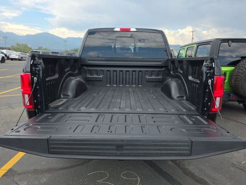 Used 2020 Ford F150 Platinum w/ FX4 Off-Road Package AWD/4WD image 5