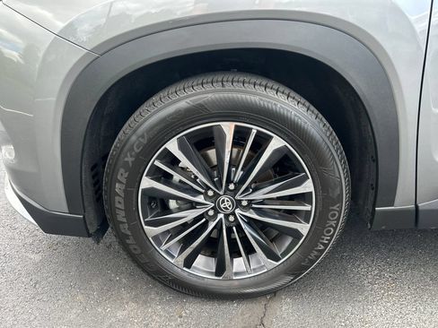 Certified 2025 Toyota Grand Highlander AWD Hybrid image 29