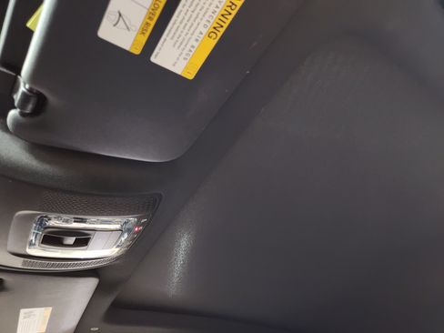 Used 2023 Mercedes-Benz GLE 350 image 19