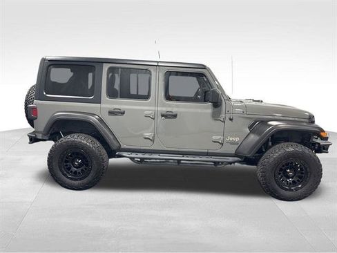 Used 2019 Jeep Wrangler Unlimited Sport S image 2