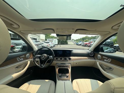 Used 2022 Mercedes-Benz E 350 4MATIC Sedan w/ Driver Assistance Package image 46