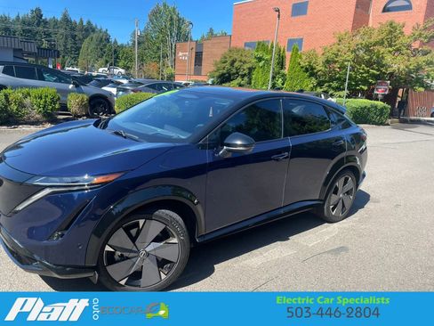Used 2023 Nissan Ariya AWD/4WD image 5