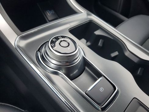 Used 2024 Ford Edge ST-Line image 26