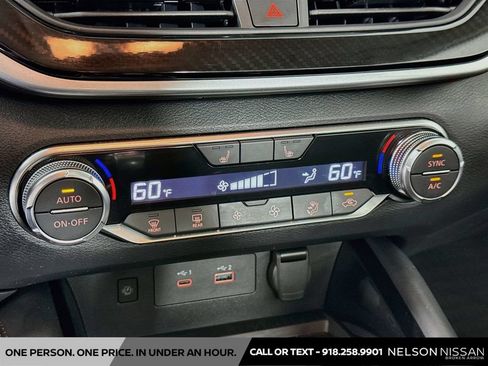 Certified 2025 Nissan Altima 2.5 SR w/ SR Premium Package FWD image 14